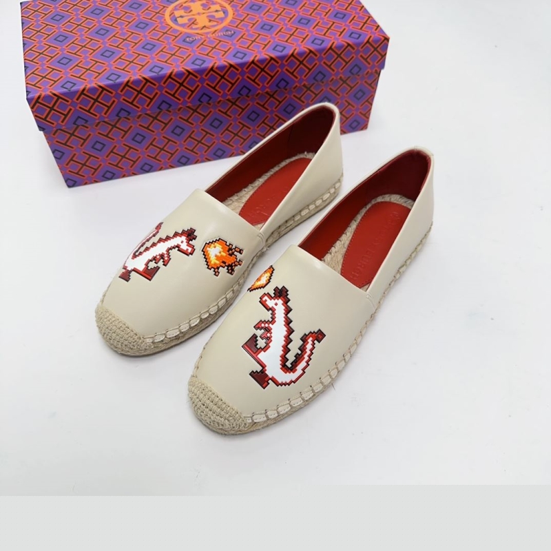 Other flat shoes